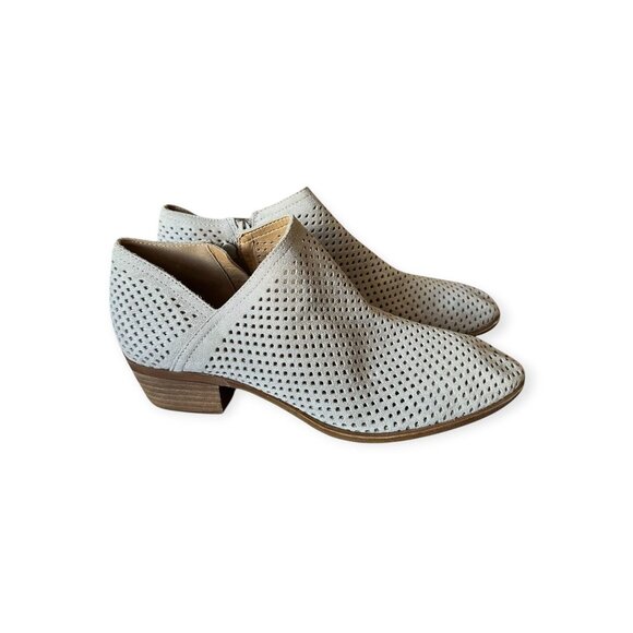 Lucky Brand Baylah2 Gray Suede Perforated booties, Size 9.5 - Picture 4 of 12